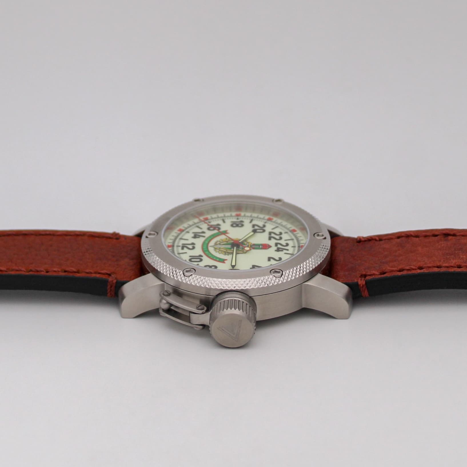 Часы Пограничные войска, механизм Восток 2431.01