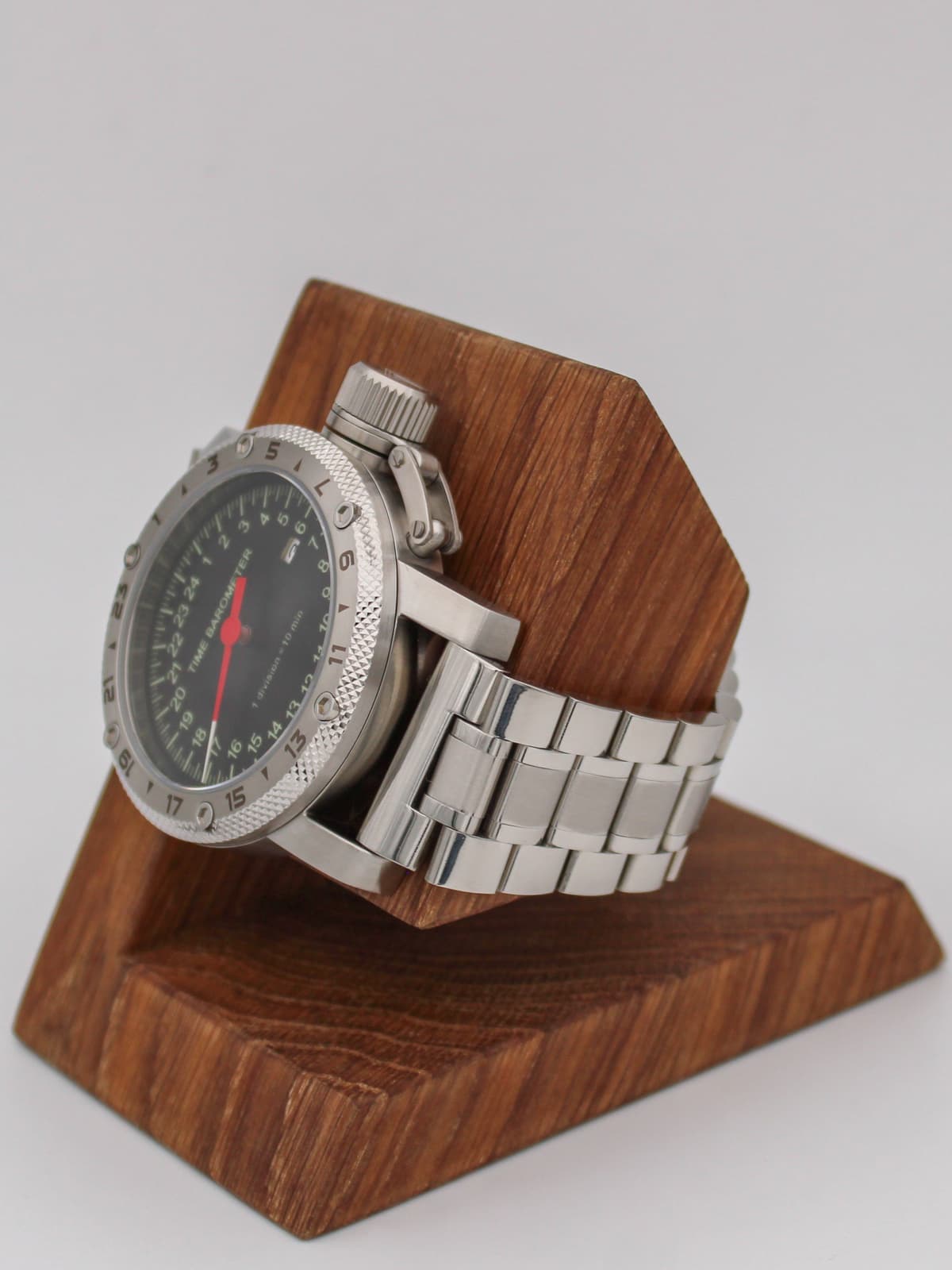 Часы Time Barometer однострелочные кварцевые (Ronda 515.24H) 47.601.2