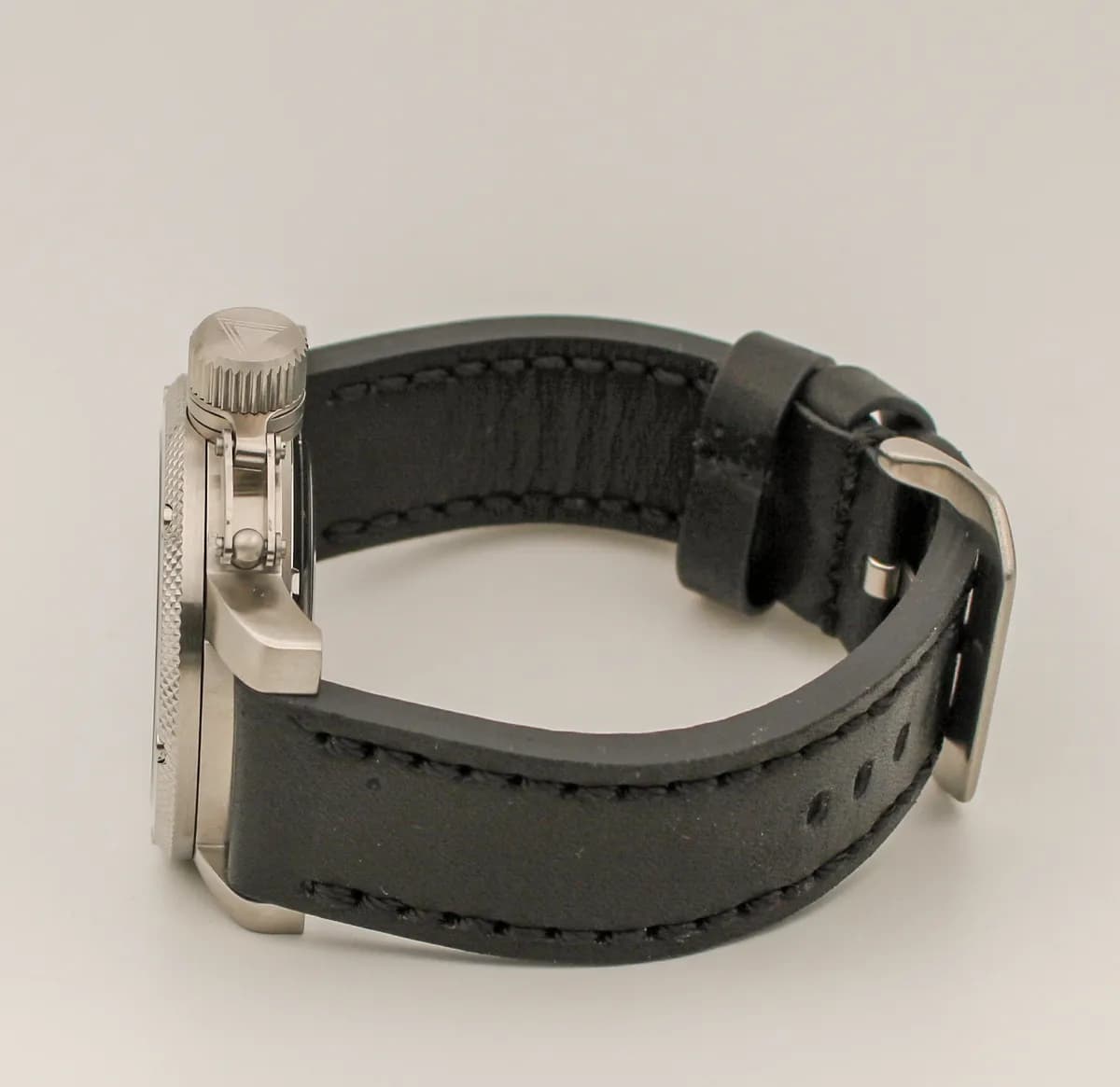 Часы наручные ’’Гагарин” механические 116.01 ,  механизм Ракета 2623 Н