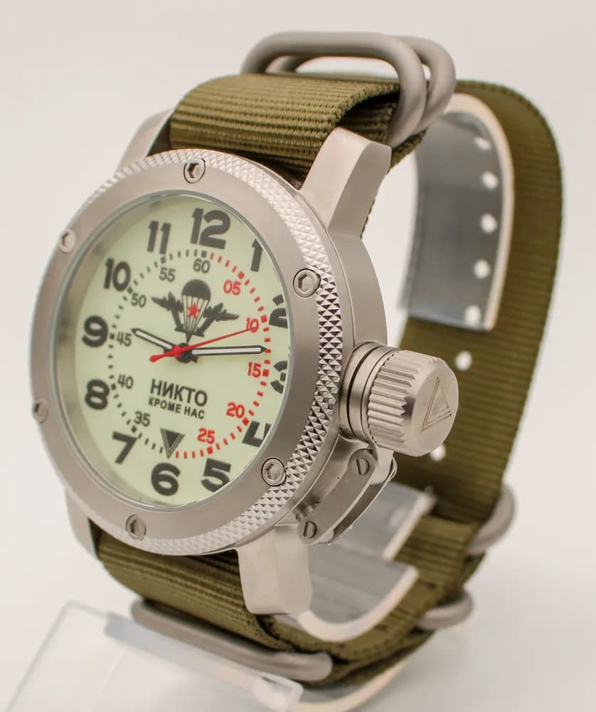 Часы ВДВ 002.21 механические, механизм Ракета 2609 НА