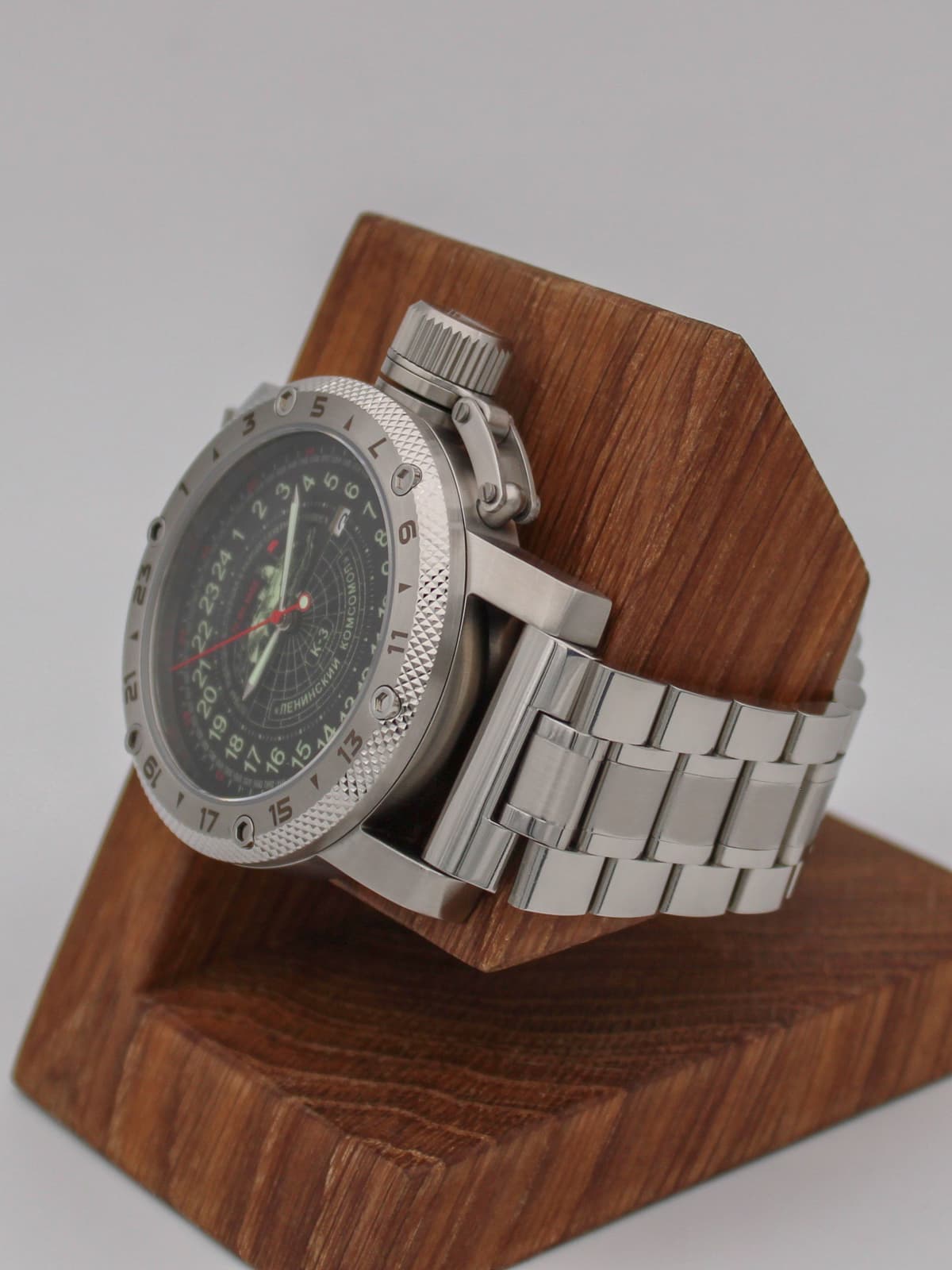 Часы К-3 "Ленинский комсомол" кварцевые (Ronda 515.24H) Q47.152.2