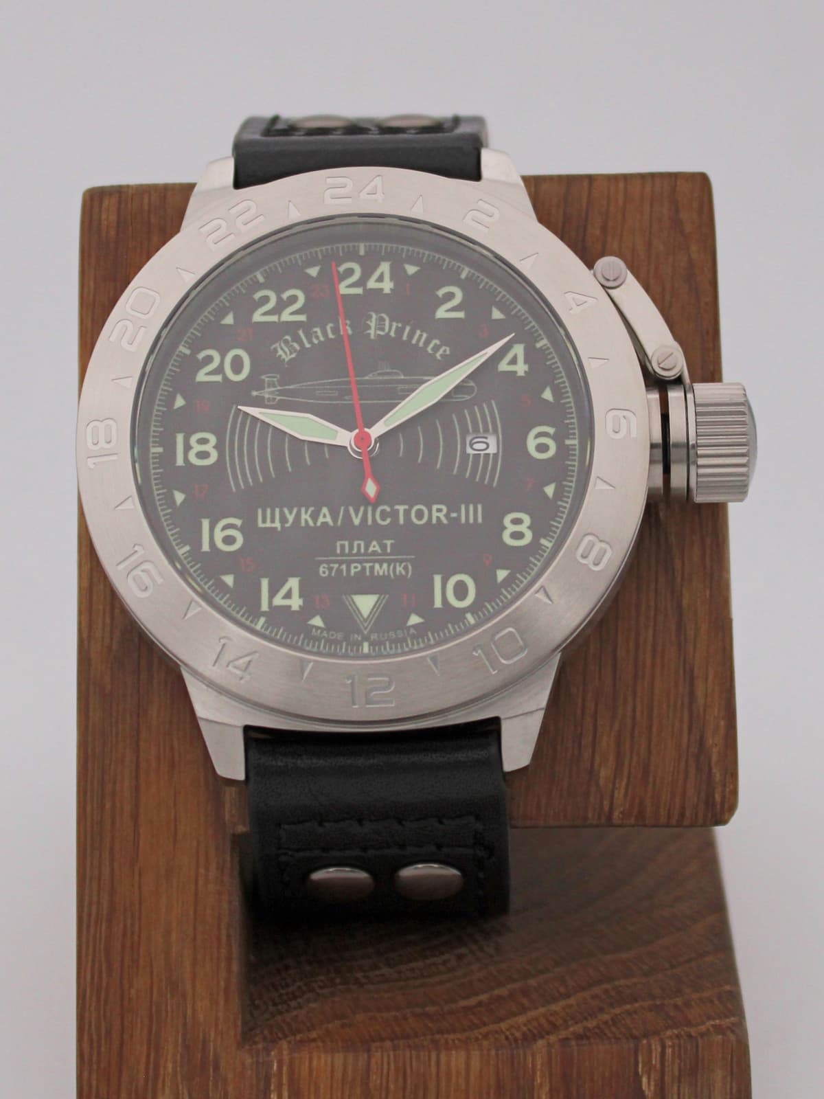 Часы 671 / Щука (Black Prince) кварцевые (Ronda 515.24H) Q52.068.01