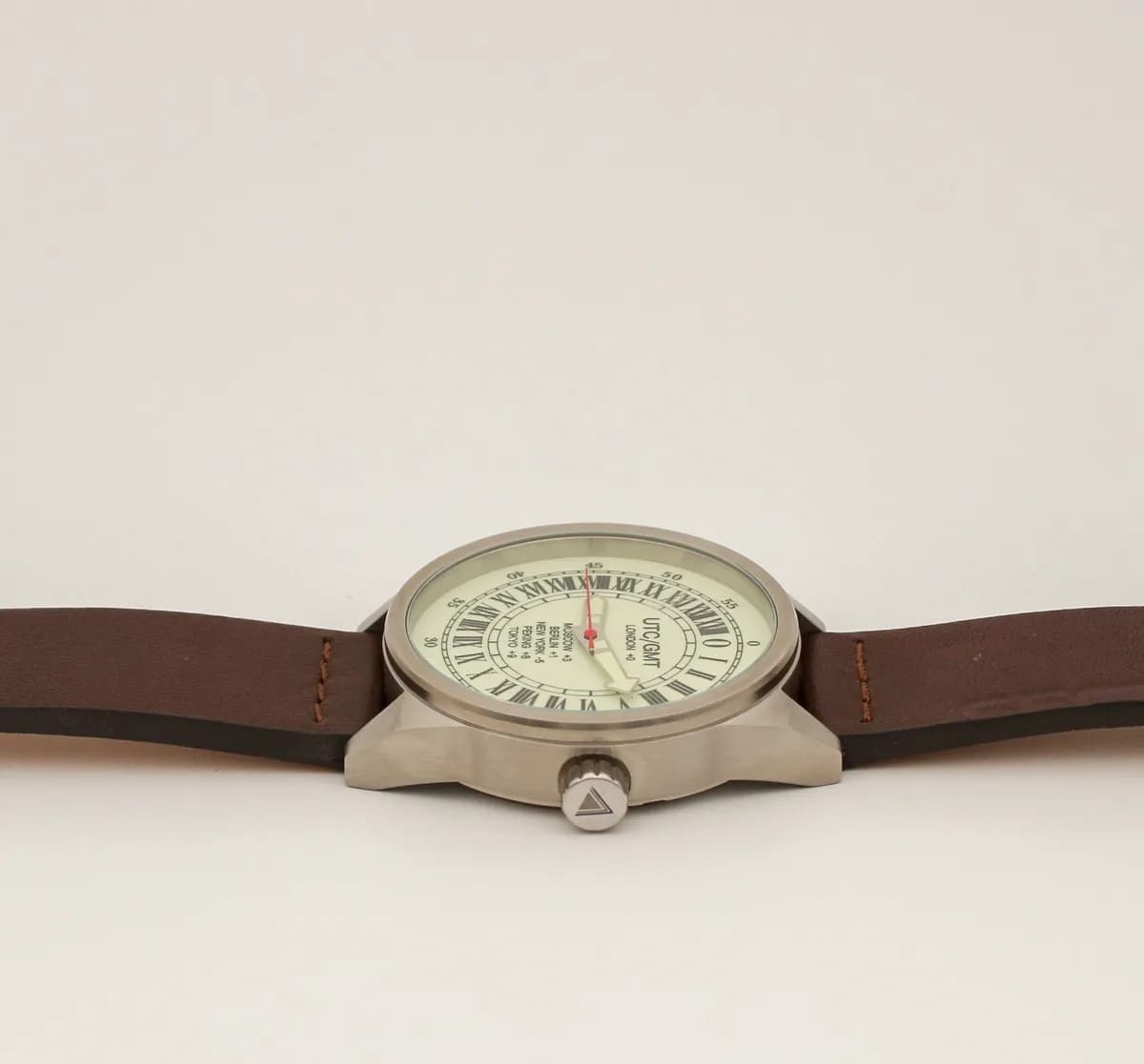 Часы UTC / GMT 21.229.02 механические, механизм Ракета 2623