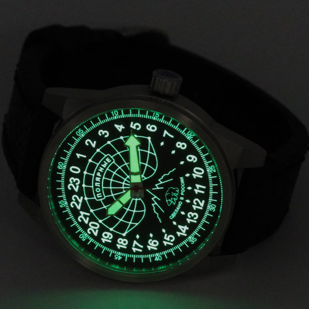 Часы Полярные (медведь) механизм Восток 2431.01