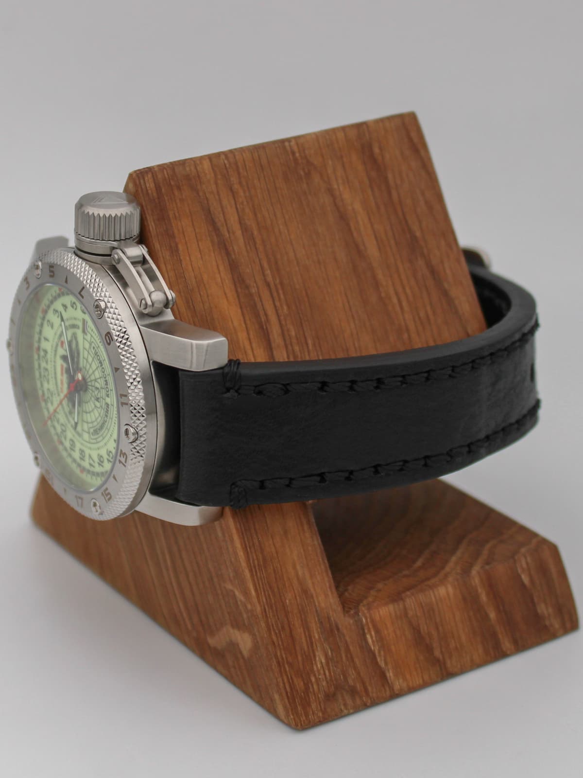 Часы К-3 "Ленинский комсомол" кварцевые (Ronda 515.24H) Q47.150.01