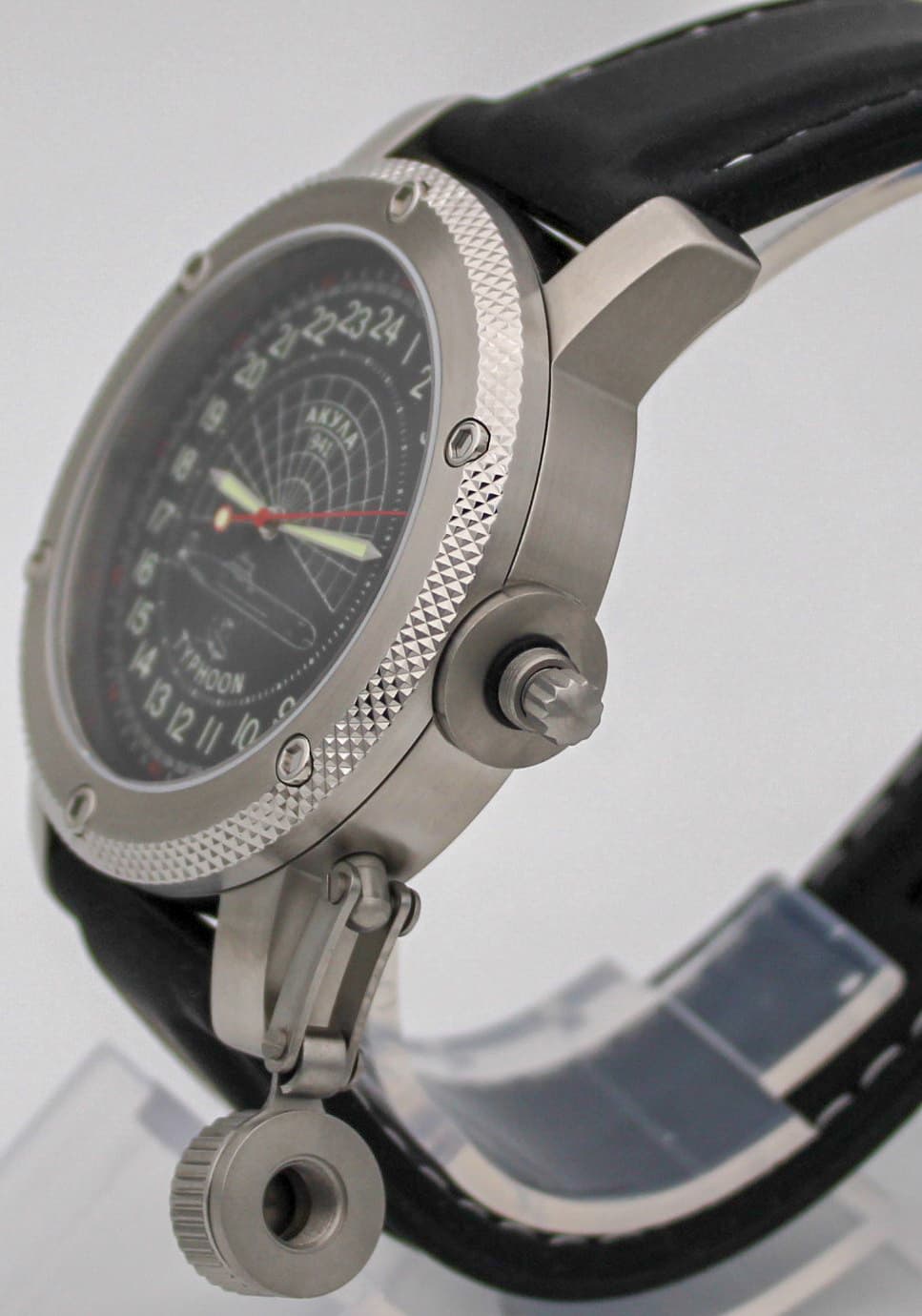 Часы 941 / Акула (Typhoon) механизм Восток 2431