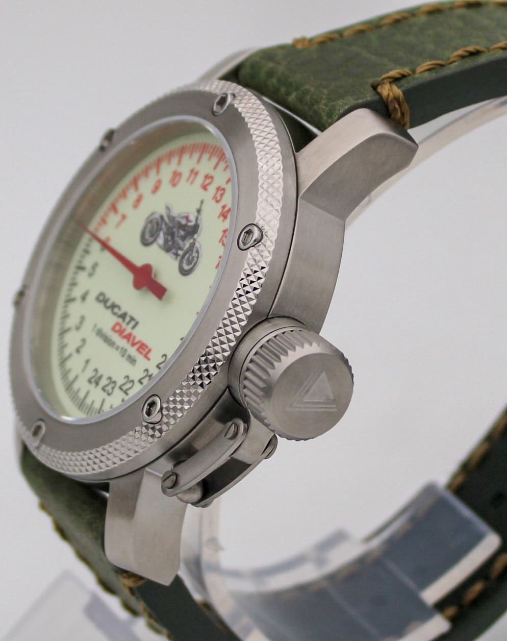 Часы DUCATI DIAVEL (мотоцикл) механизм Восток 2431.01