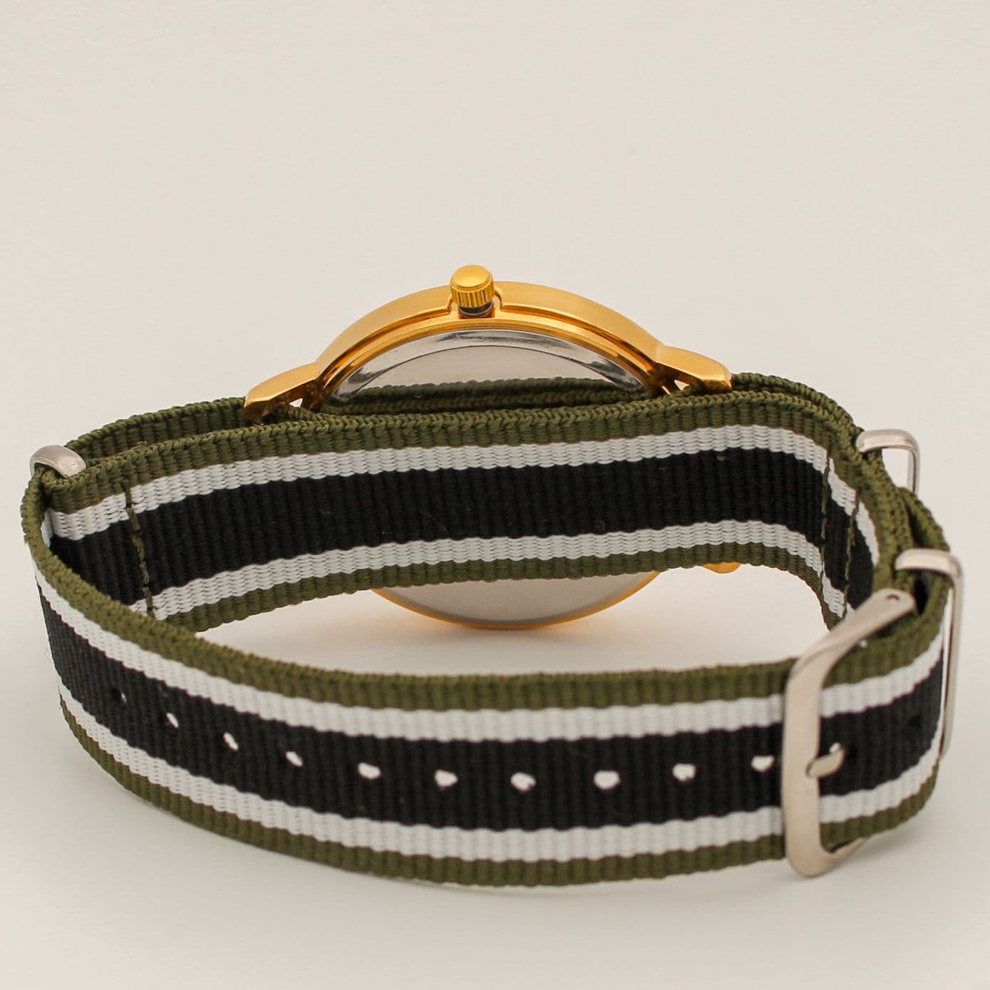 Часы Triumph кварцевые 510.52