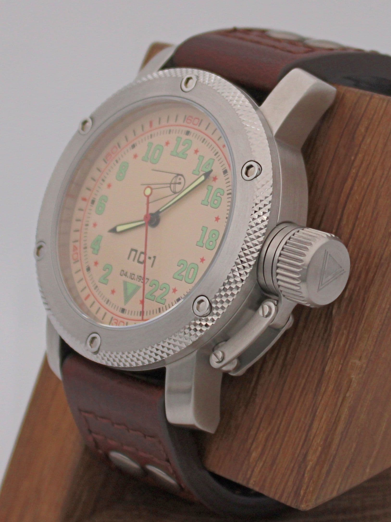 Часы "Простейший Спутник-1" механические с автоподзаводом (Восток 2431) 01.122.02