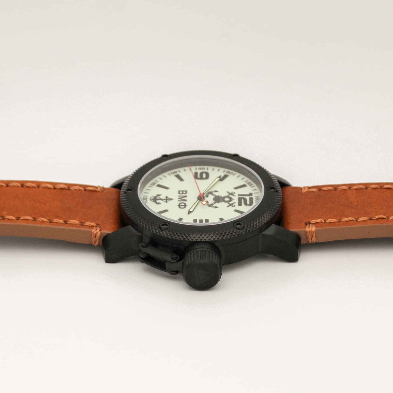 Часы ВМФ(с якорем) механизм Восток 2415.01