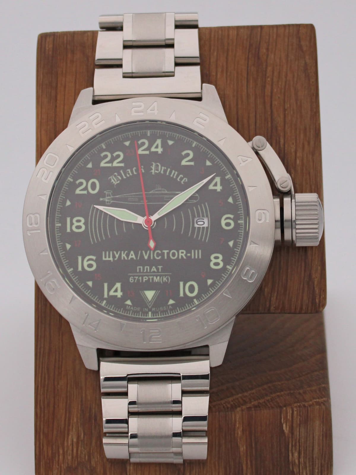 Часы 671 / Щука (Black Prince) кварцевые (Ronda 515.24H) Q52.068.2