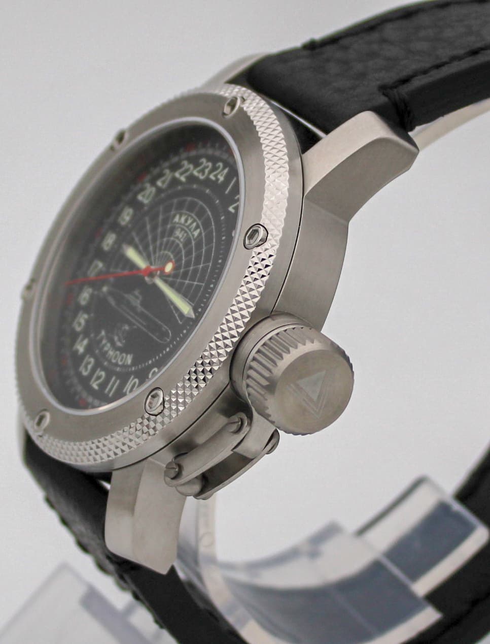 Часы 941 / Акула (Typhoon) механизм Восток 2431