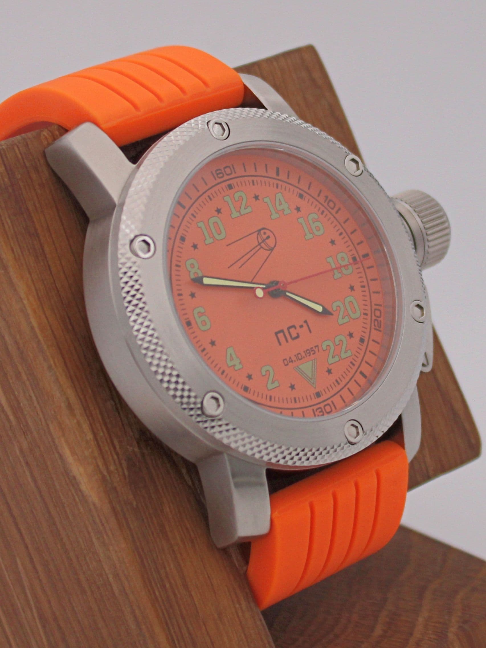 Часы "Простейший Спутник-1" механические с автоподзаводом (Восток 2431) 01.123.15