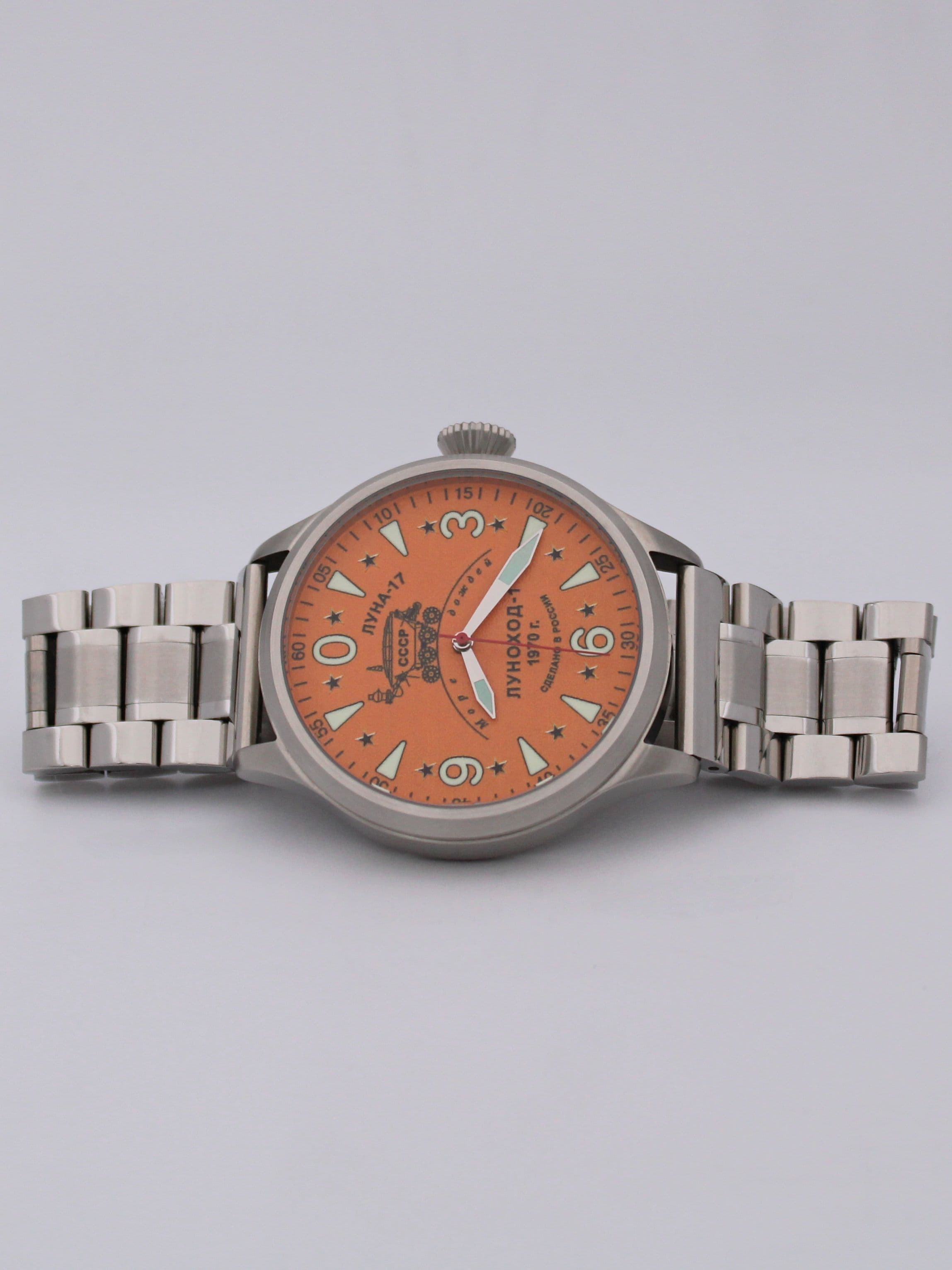 Часы "Луноход-1" механические (Восток 2409) 11.403.2