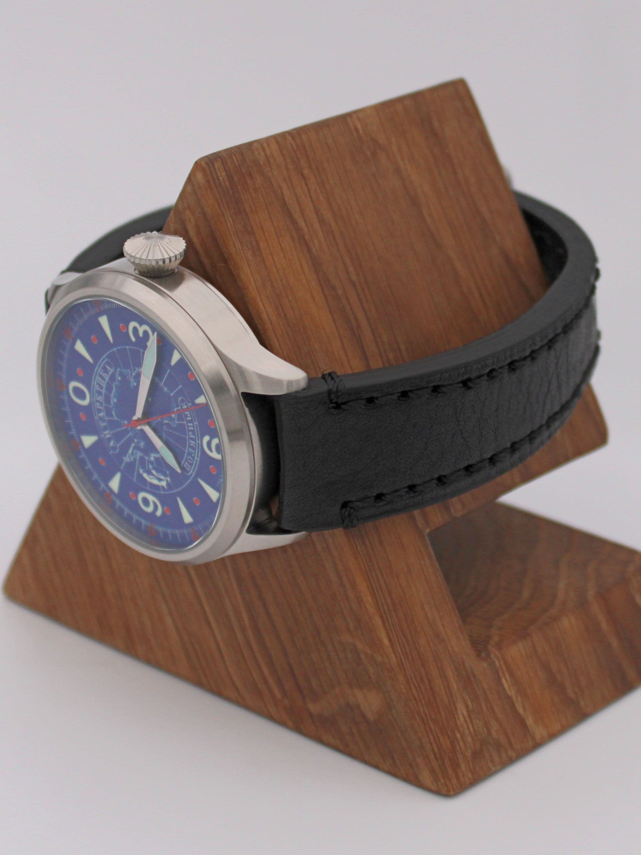 Часы Полярные "Антарктика" механические (Восток 2409) 11.532.01