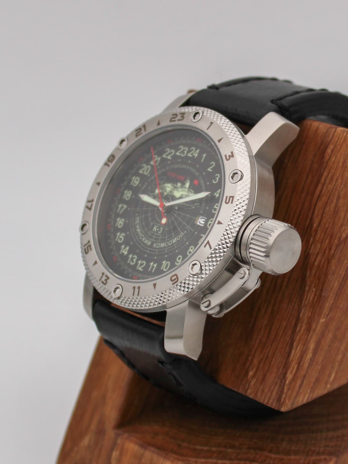 Часы К-3 "Ленинский комсомол" кварцевые (Ronda 515.24H) Q47.152.01