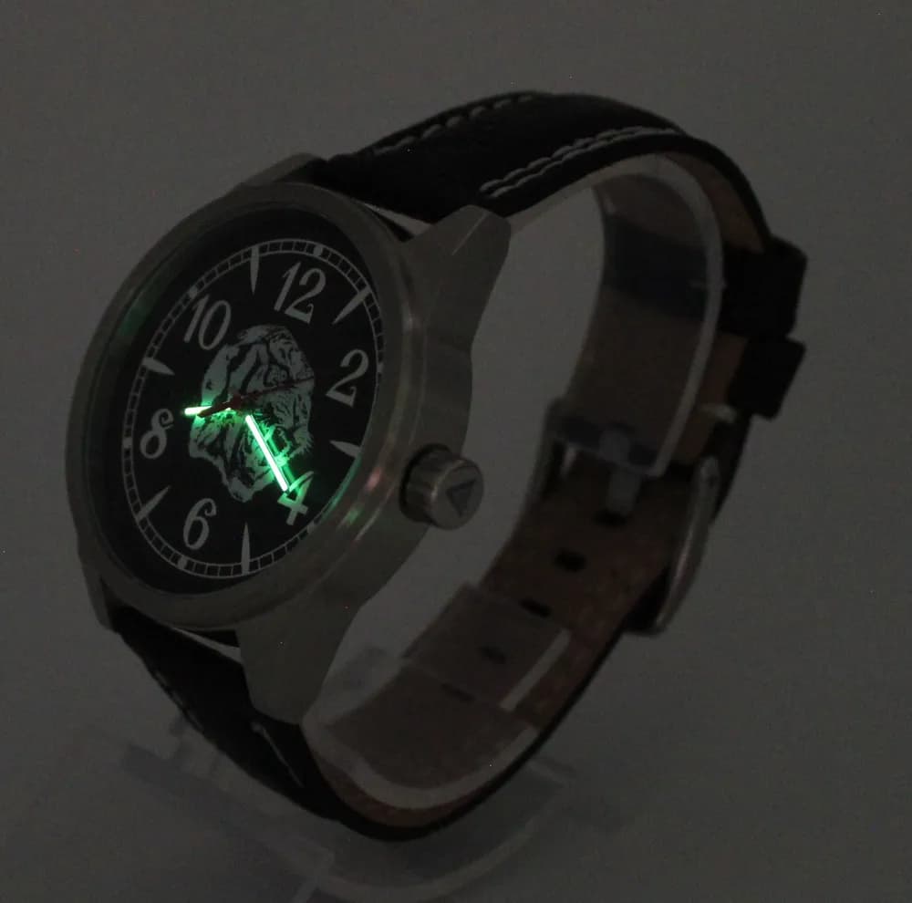 Часы наручные Тигр 21.310.011  механические,  механизм Ракета 2609