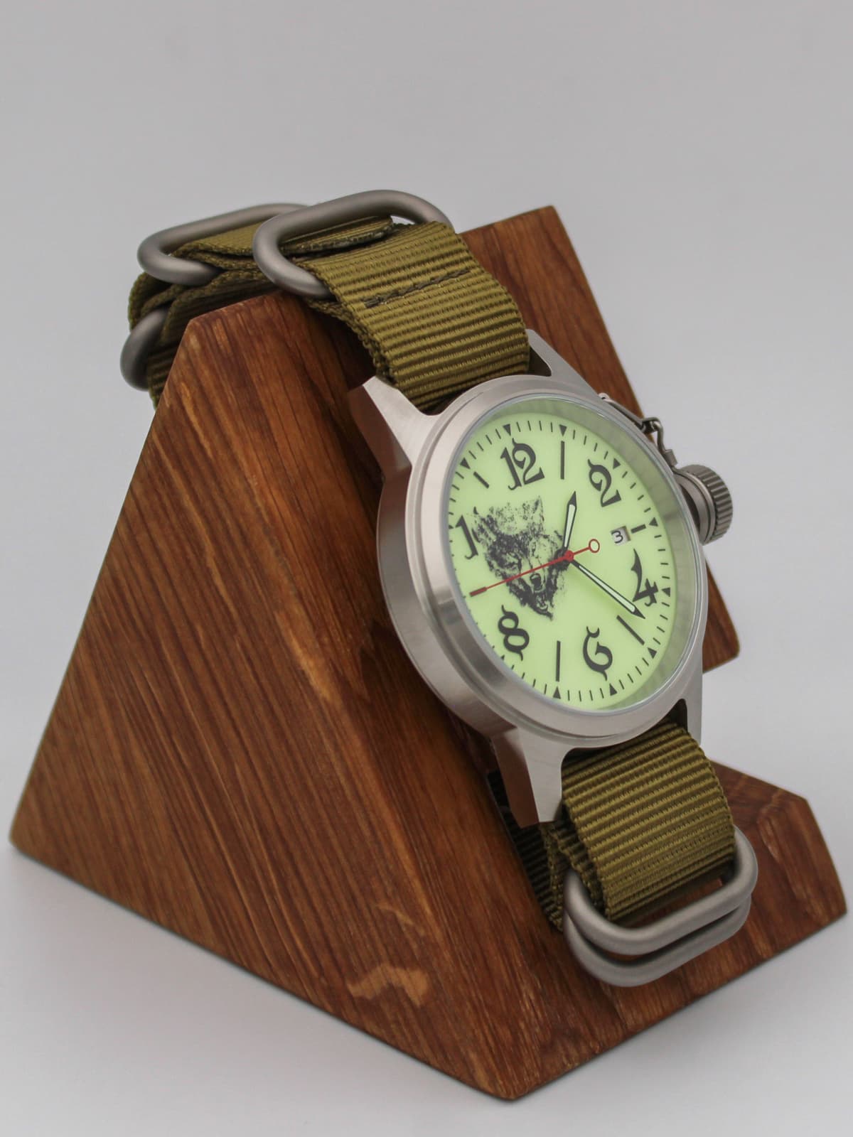 Часы Волк механические с автоподзаводом (Seiko NH35A) 45.305.21