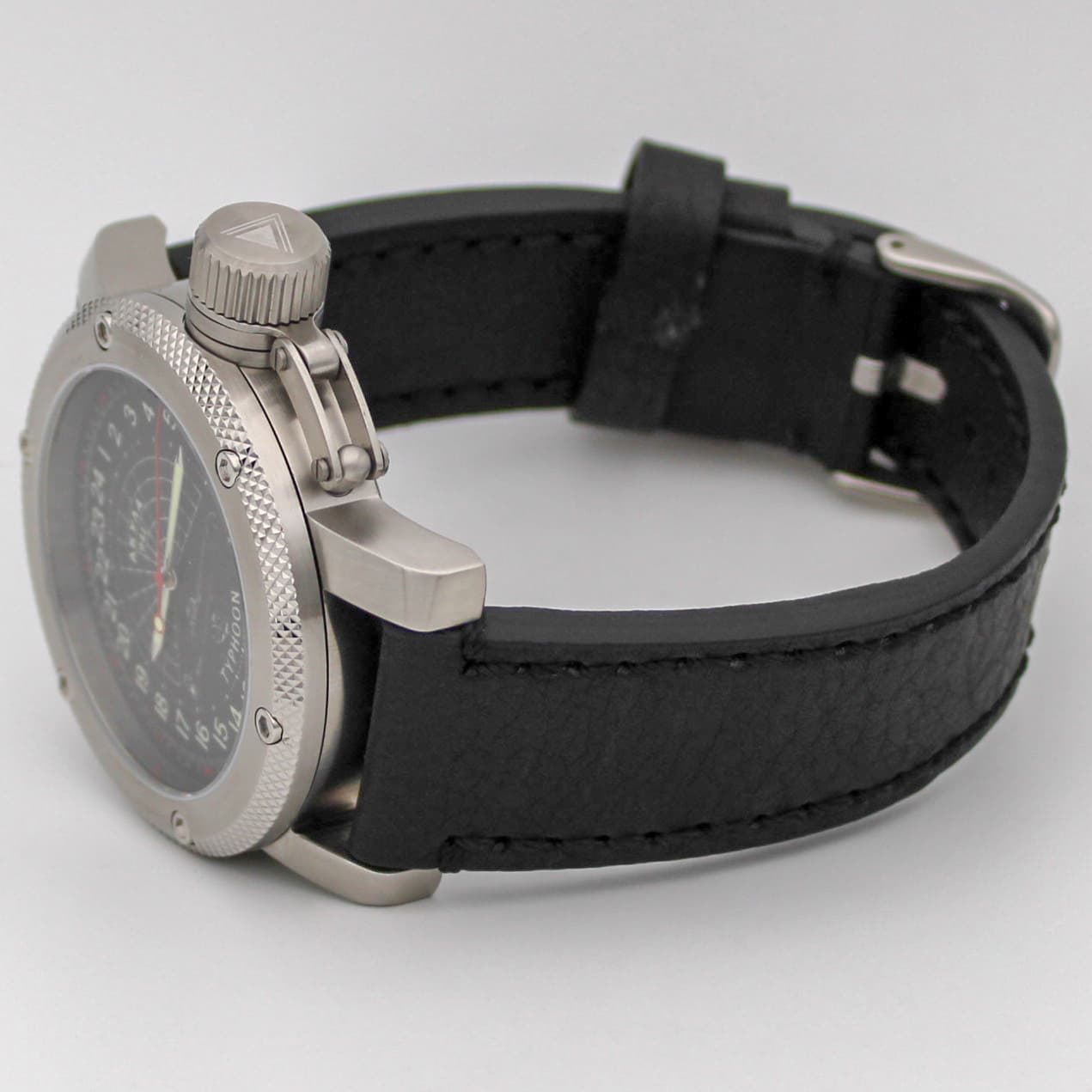 Часы 941 / Акула (Typhoon) механизм Восток 2431