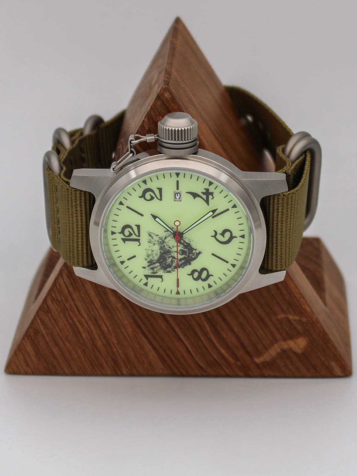 Часы Волк механические с автоподзаводом (Seiko NH35A) 45.305.21