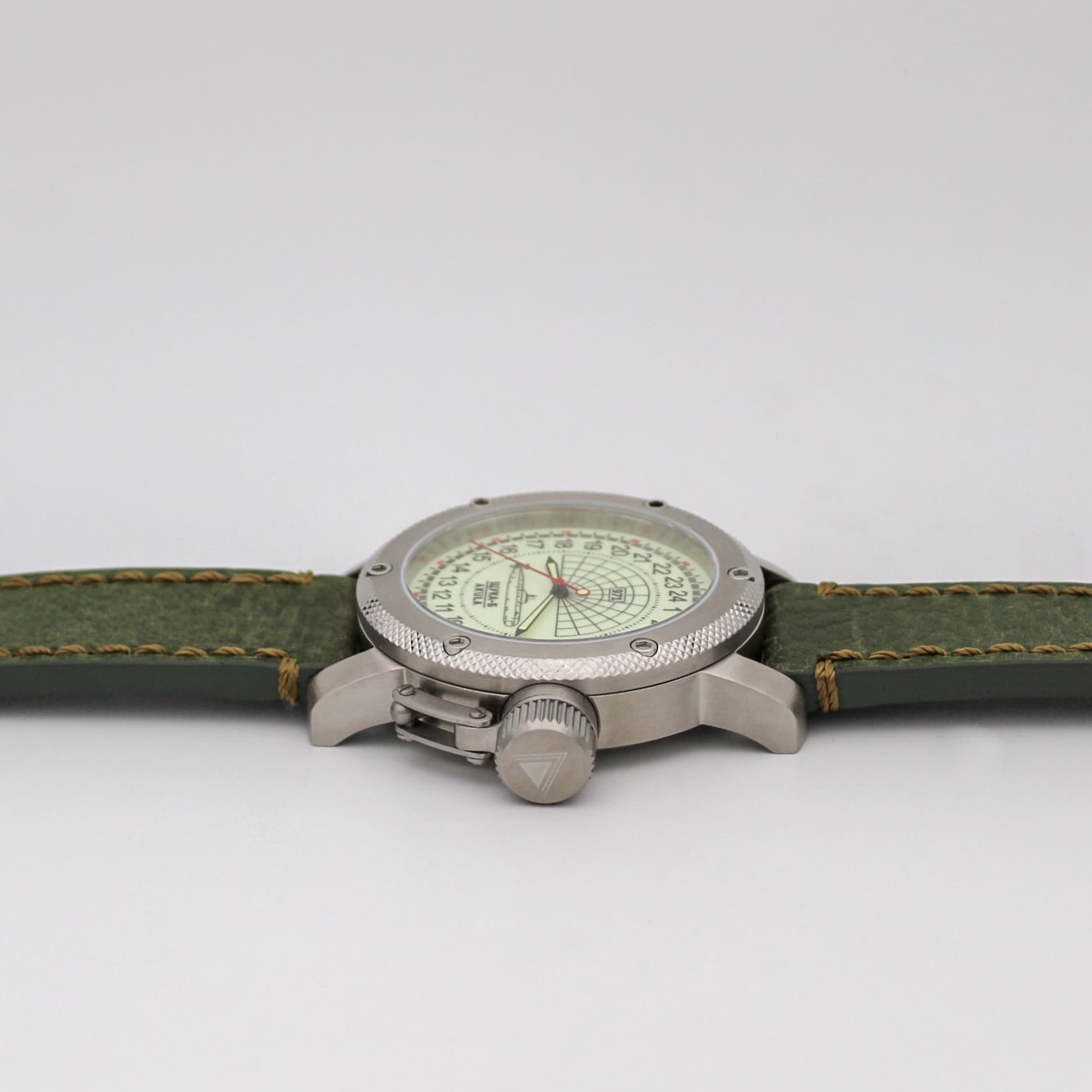 Часы  971 / Щука-Б (Akula), механические, механизм Ракета 2623 Н