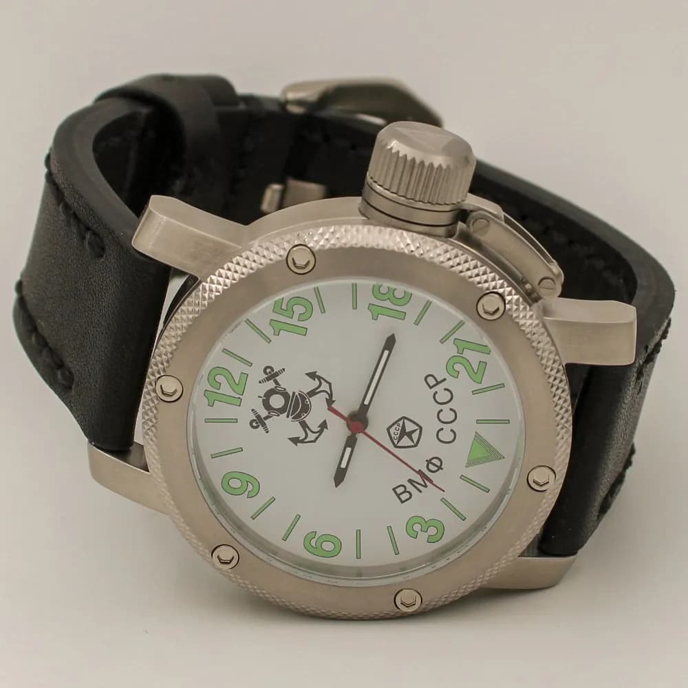 Часы ВМФ СССР 1021.01 механизм Восток 2431 механический с автоподзаводом(сапфировое стекло)противоударный.