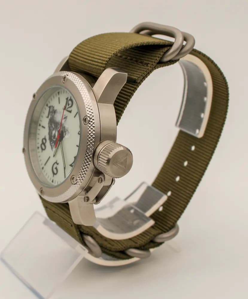 Часы Волк 305,21 механические, механизм Ракета 2609НА