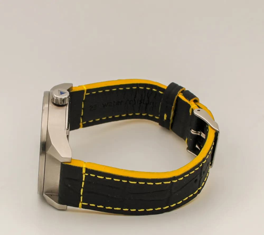 Часы наручные Тигр 21.315.014 механические,  механизм Ракета 2609