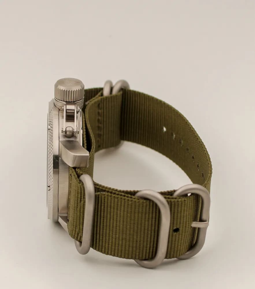 Часы наручные Росгвардия 164.21 механические, механизм Ракета 2623 Н