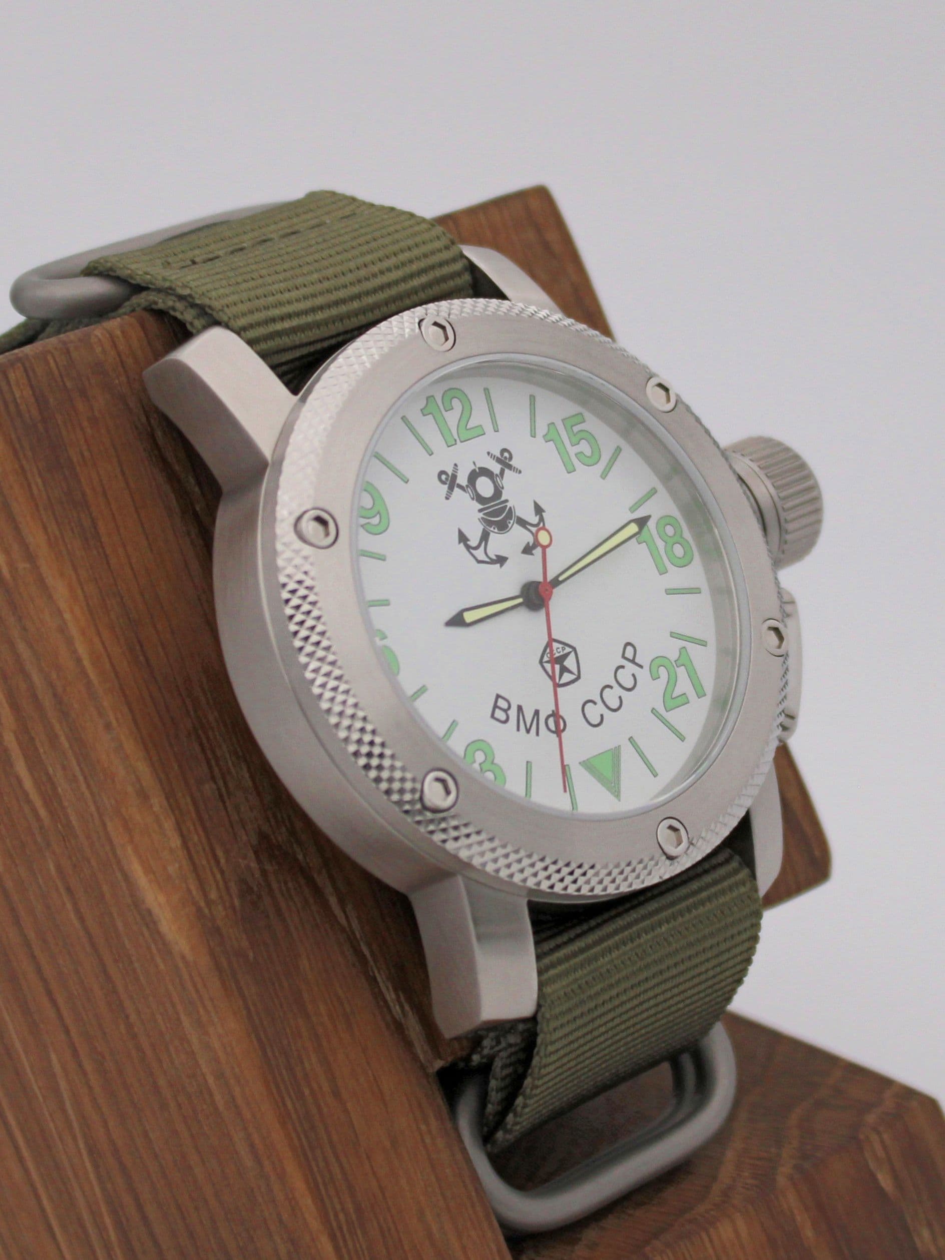 Часы ВМФ СССР механические с автоподзаводом (Восток 2431) 01.021.21
