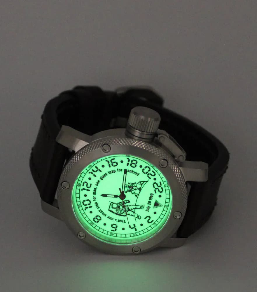 Часы Высадка на Луне 1126.02 механические с автоподзаводом (сапфировое стекло), механизм Восток 2431 