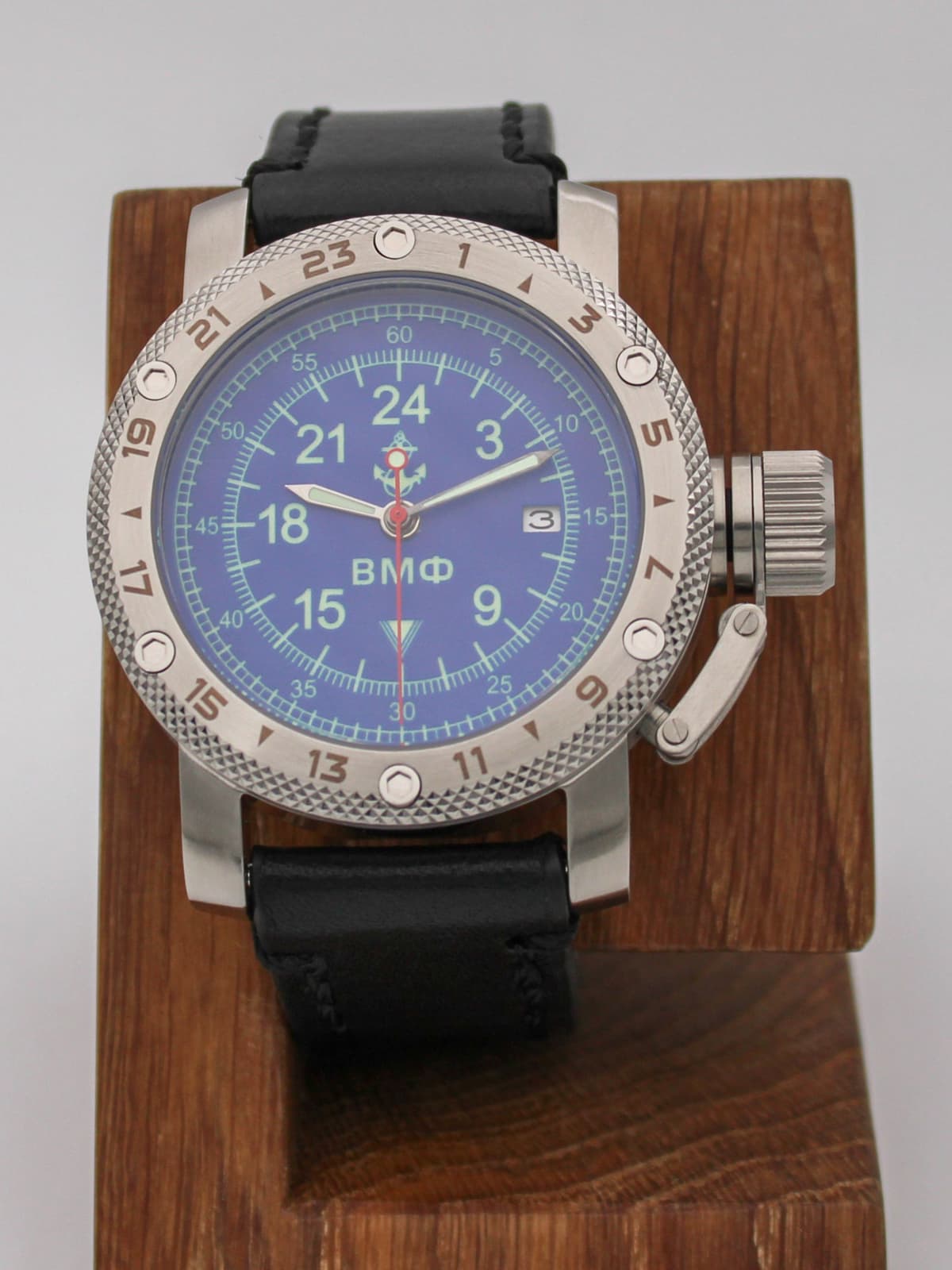 Часы ВМФ кварцевые (Ronda 515.24H) Q47.070.01