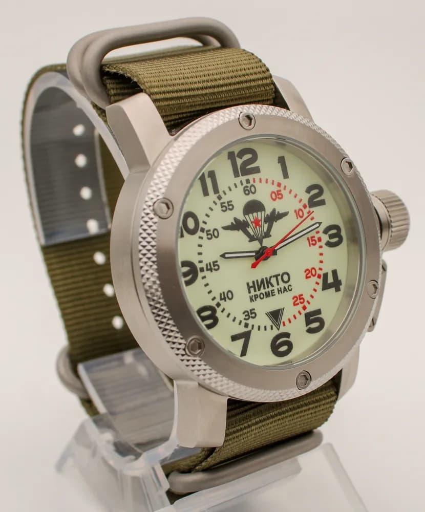 Часы ВДВ 002.21 механические, механизм Ракета 2609 НА