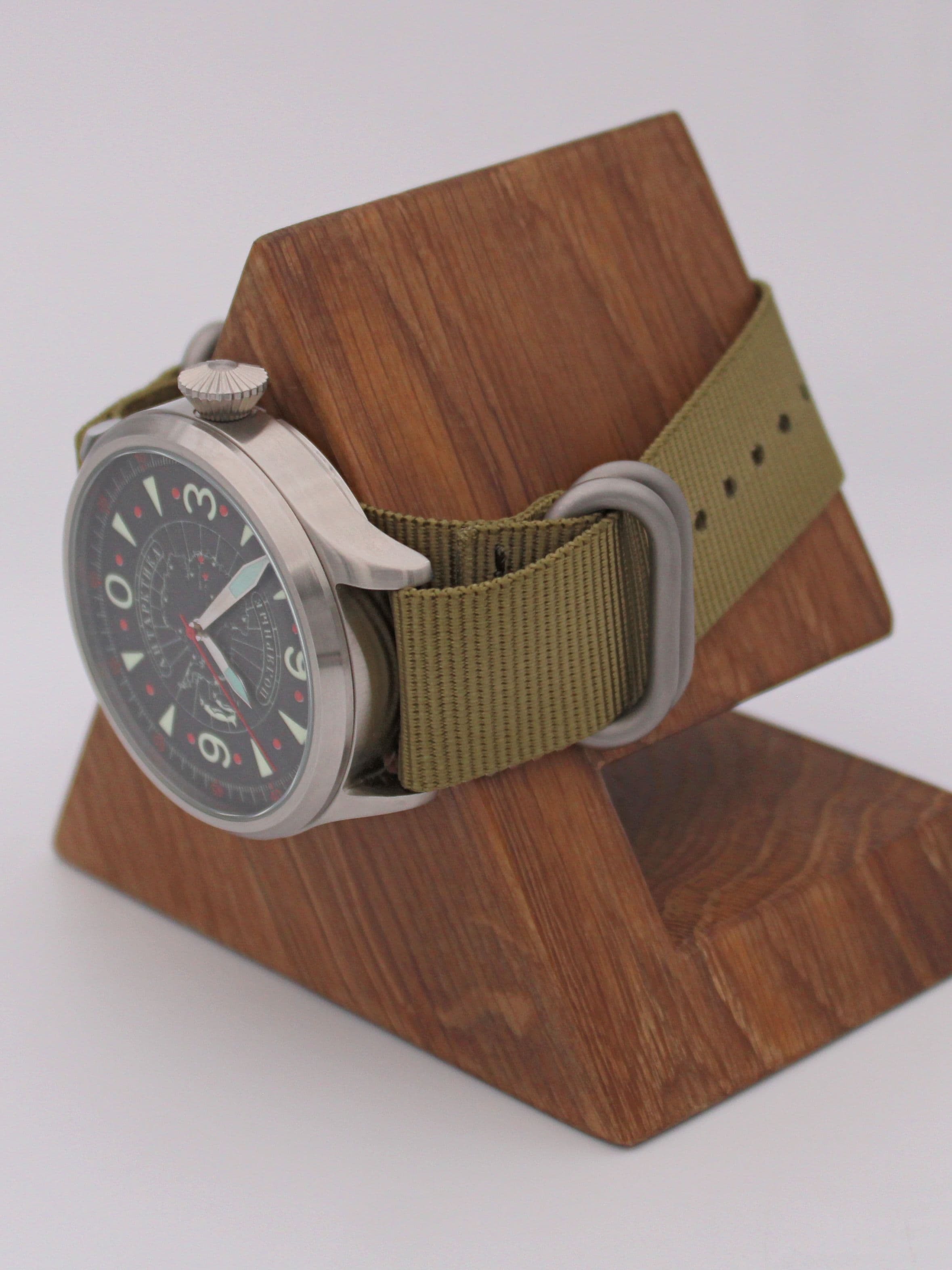 Часы Полярные "Антарктика" механические (Восток 2409) 11.531.21