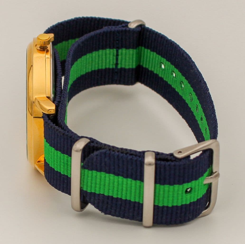 Часы Triumph кварцевые 507.52