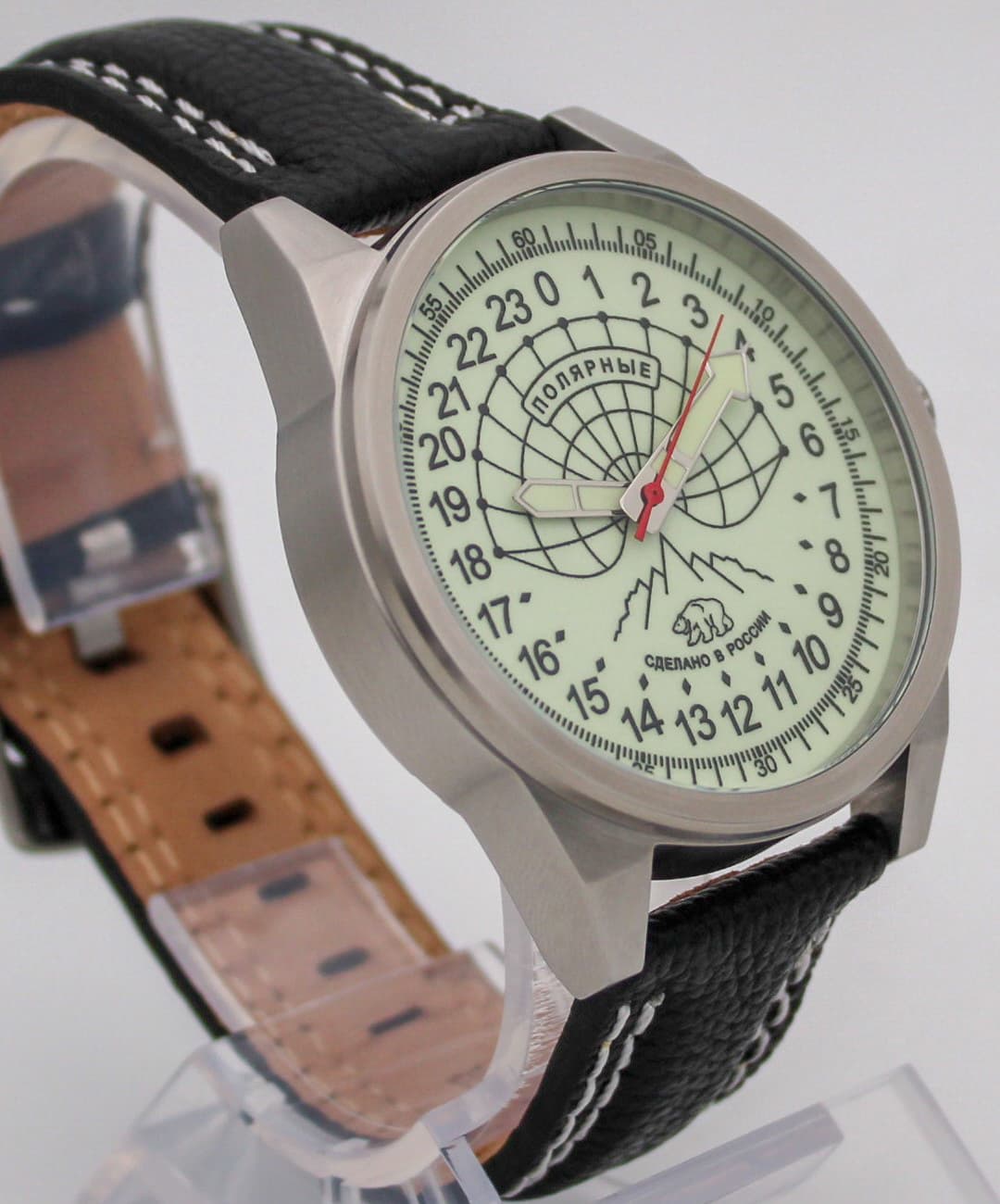 Часы Полярные (медведь) механизм  Ракета 2623Н