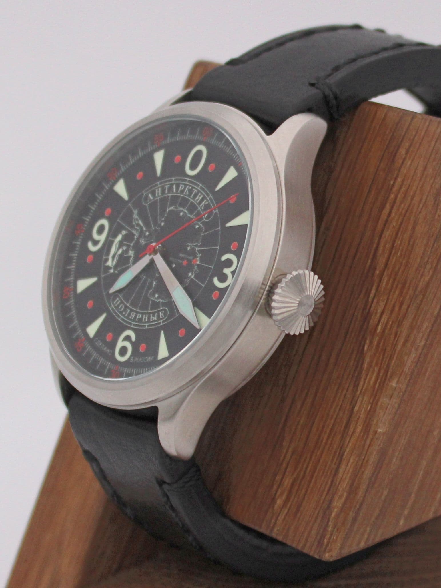 Часы Полярные "Антарктика" механические (Восток 2409) 11.531.01