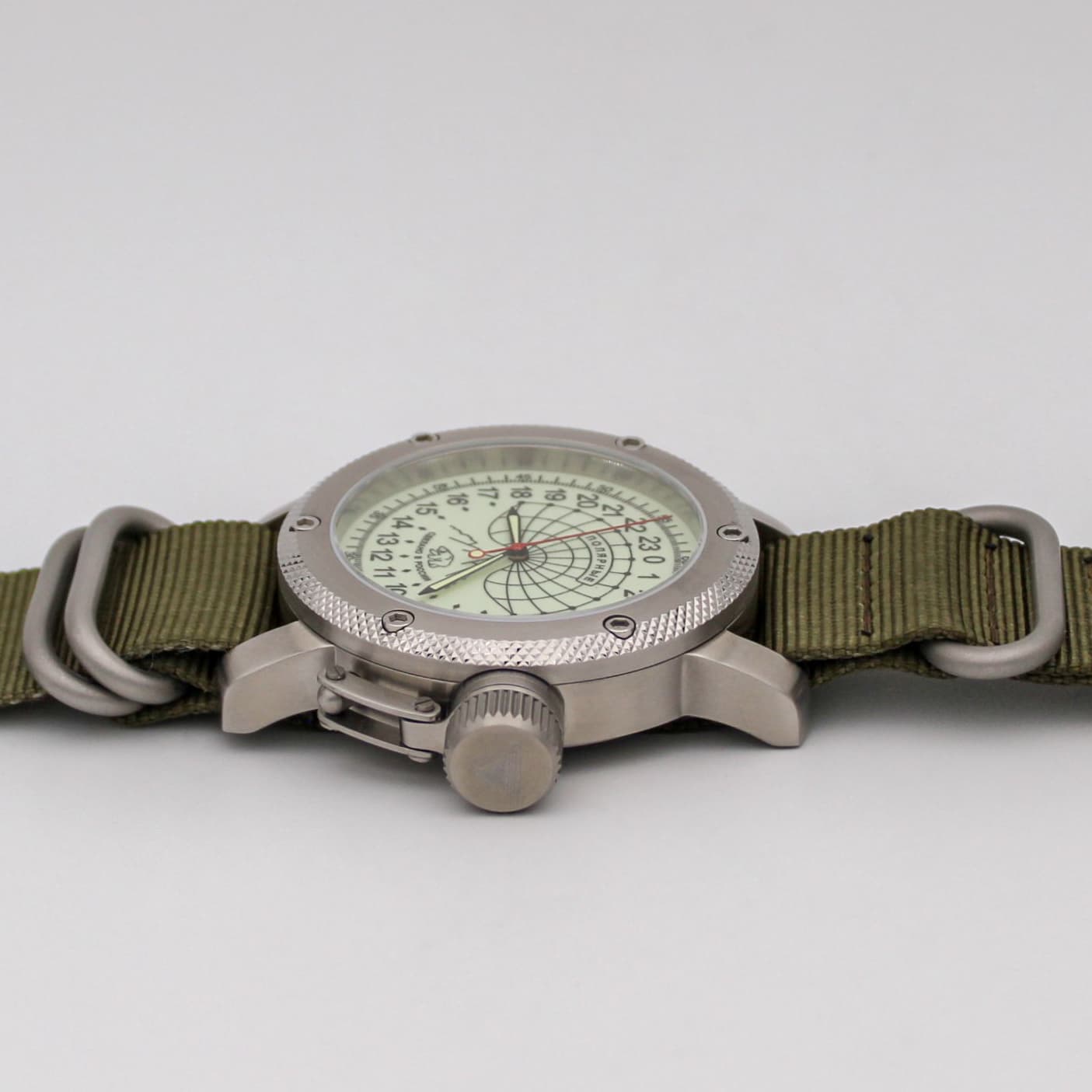 Часы Полярные (медведь) механизм Восток 2431.01