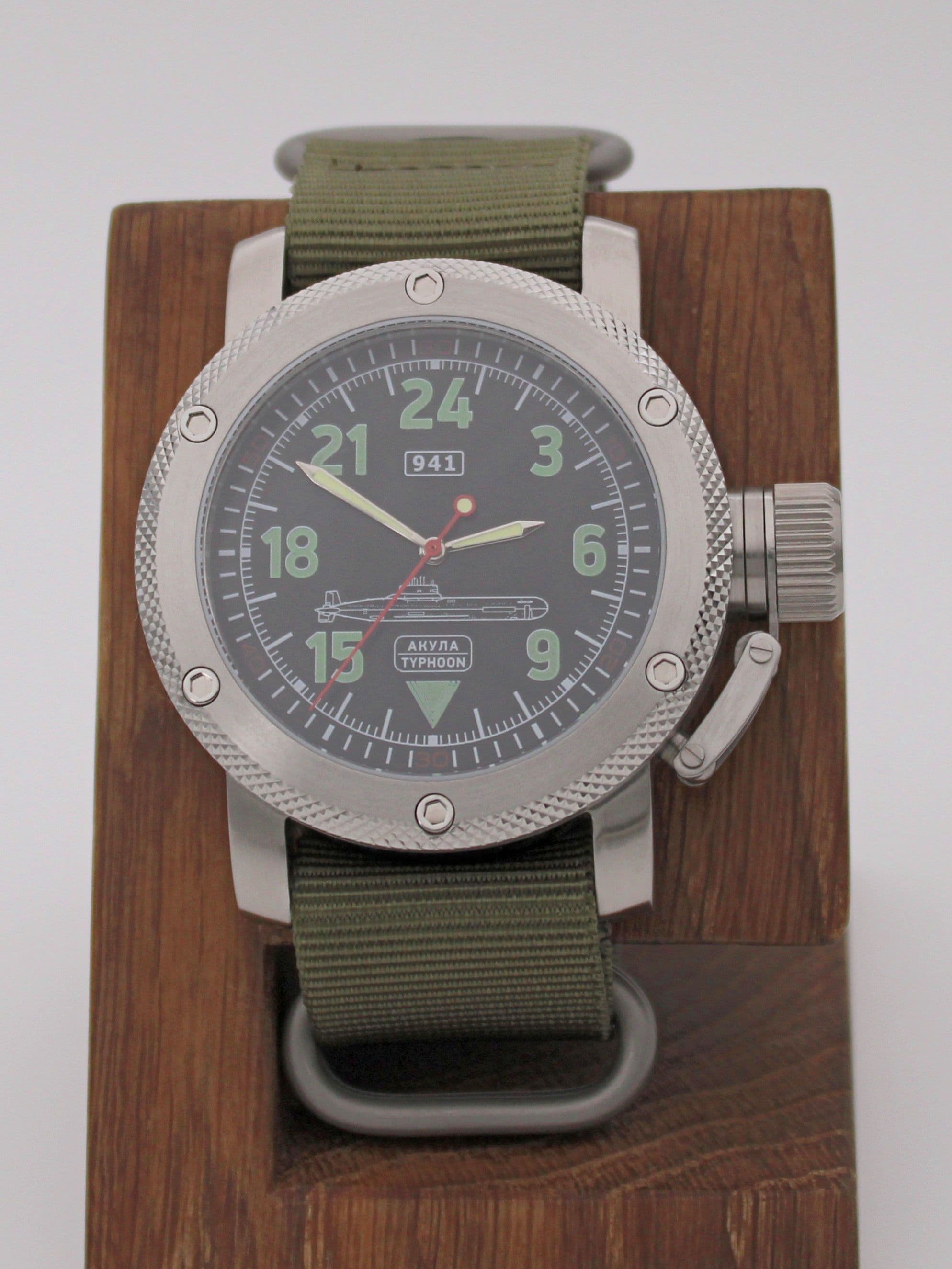 Часы 941 / Акула (Typhoon) механические с автоподзаводом (Восток 2431) 01.054.21