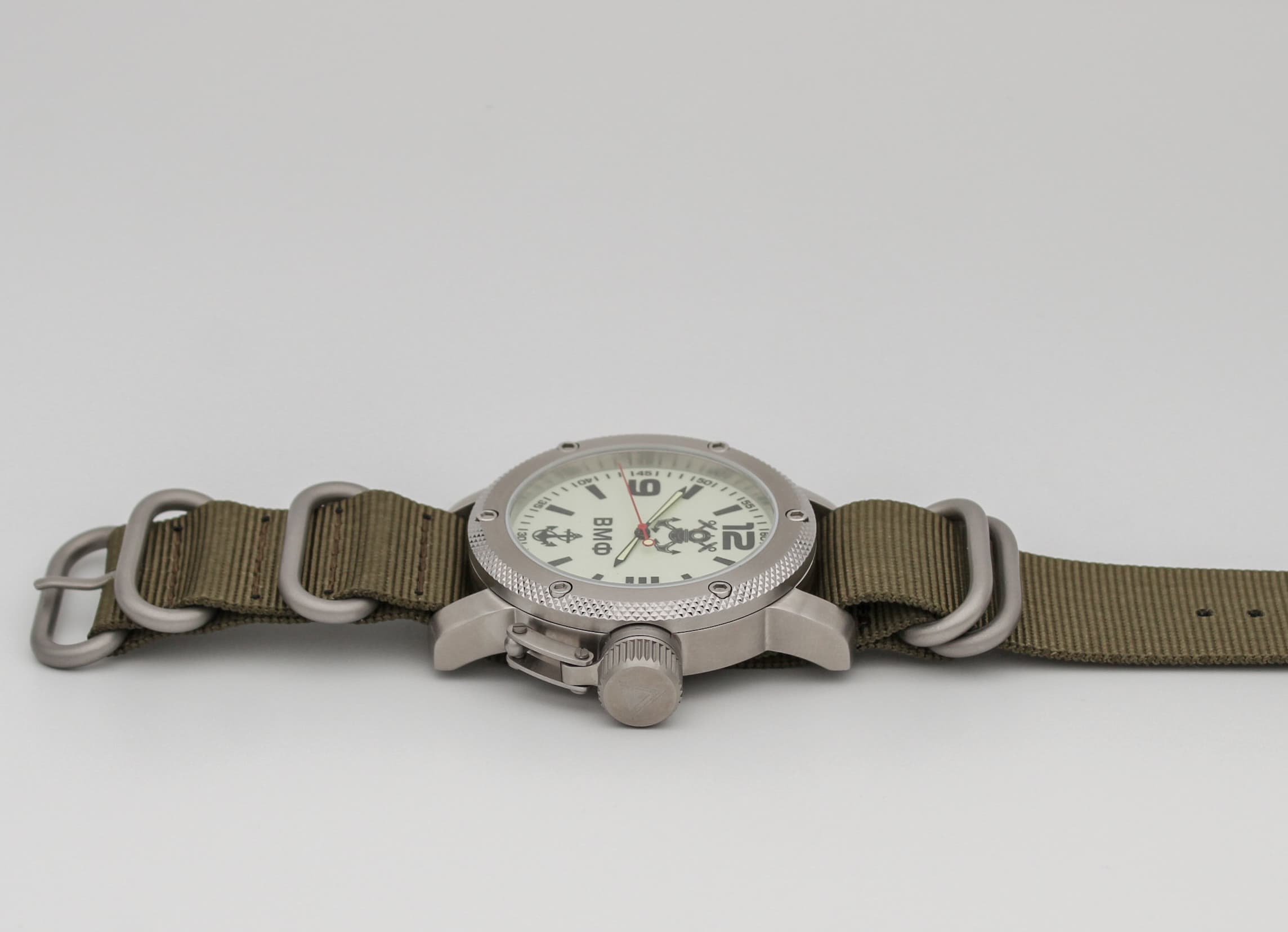 Часы ВМФ(с якорем) механизм Восток 2415.01