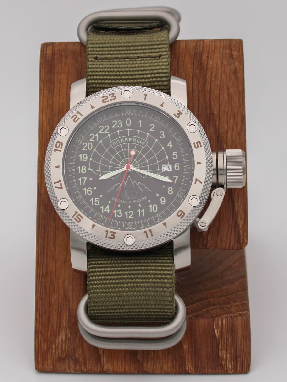 Часы Полярные кварцевые (Ronda 515.24H) Q47.133.21