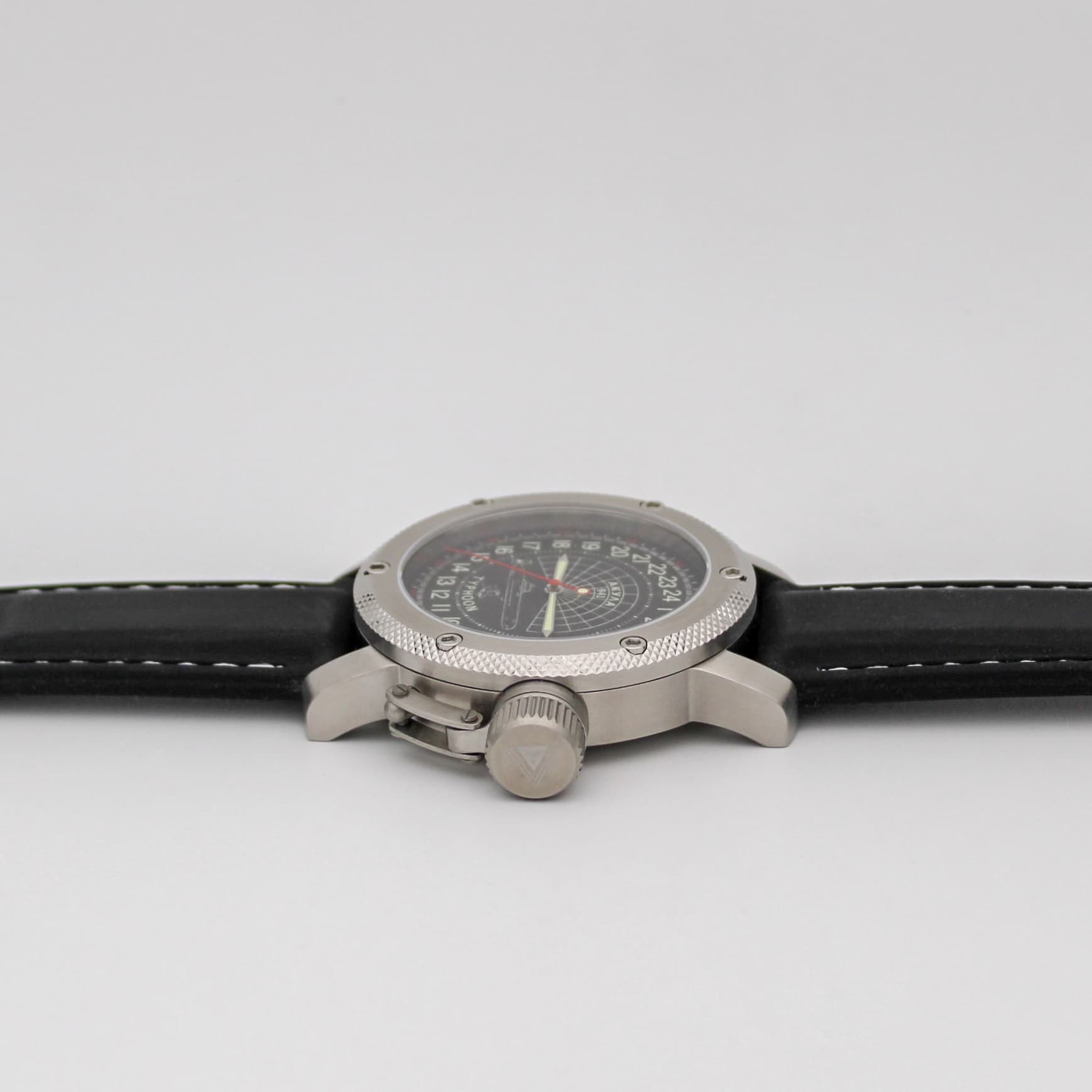 Часы 941 / Акула (Typhoon) механизм Восток 2431