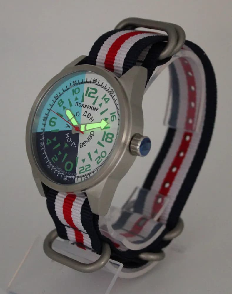 Часы наручные Полярные "Утро-День-Вечер-Ночь"  21.204.33 механические, механизм Ракета 2623Н