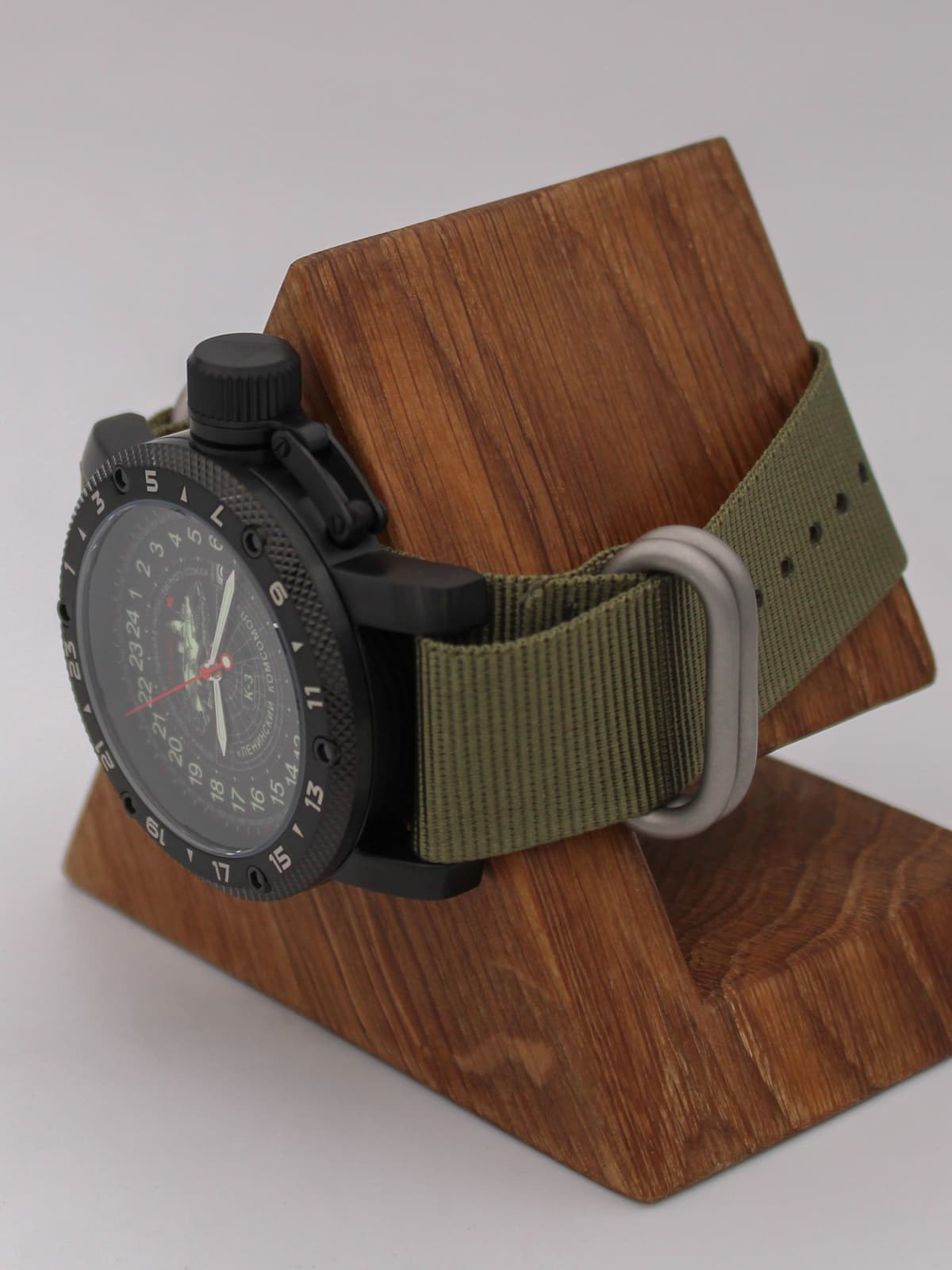 Часы К-3 "Ленинский комсомол" кварцевые (Ronda 515.24H) Q147.152.21