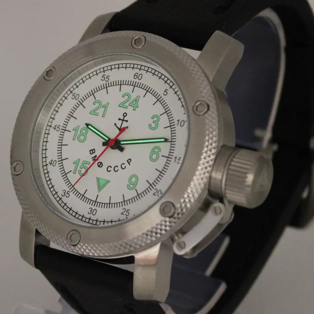 Часы ВМФ СССР механические 011.01 механизм Ракета 2623