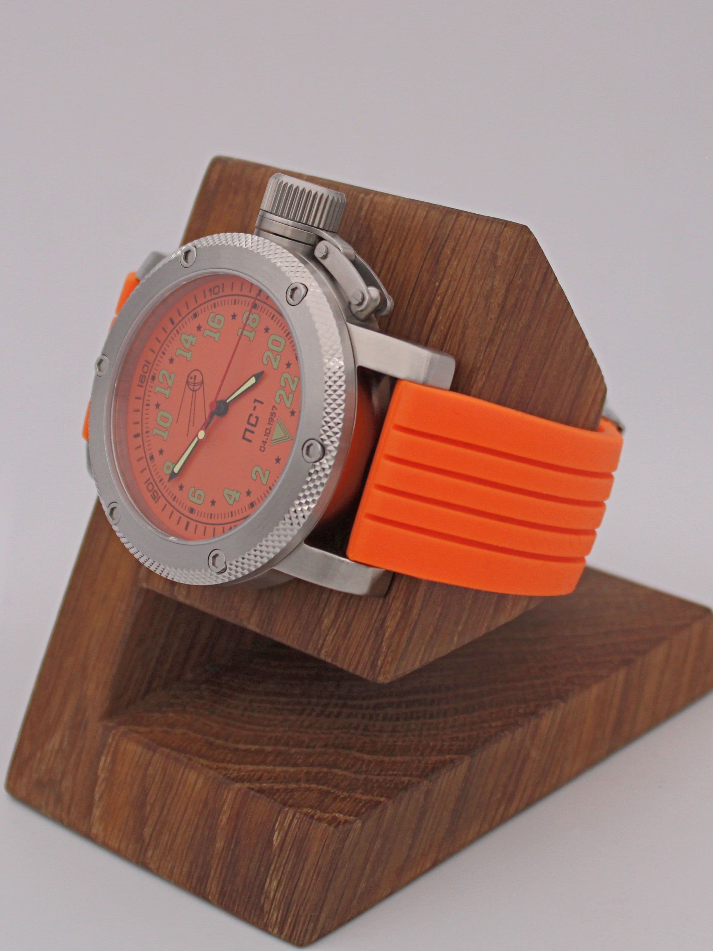 Часы "Простейший Спутник-1" механические с автоподзаводом (Восток 2431) 01.123.15