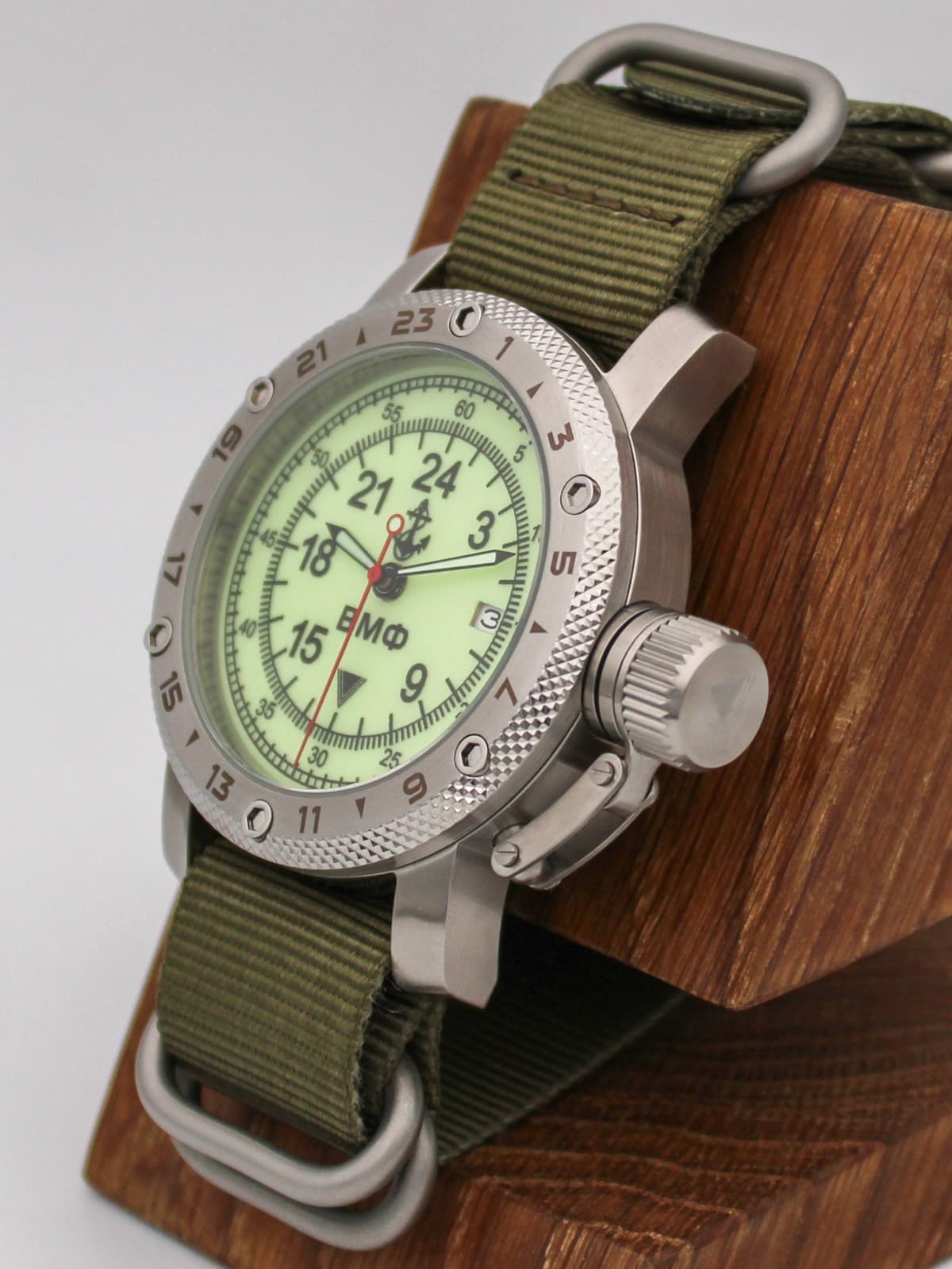 Часы ВМФ кварцевые (Ronda 515.24H) Q47.030.21