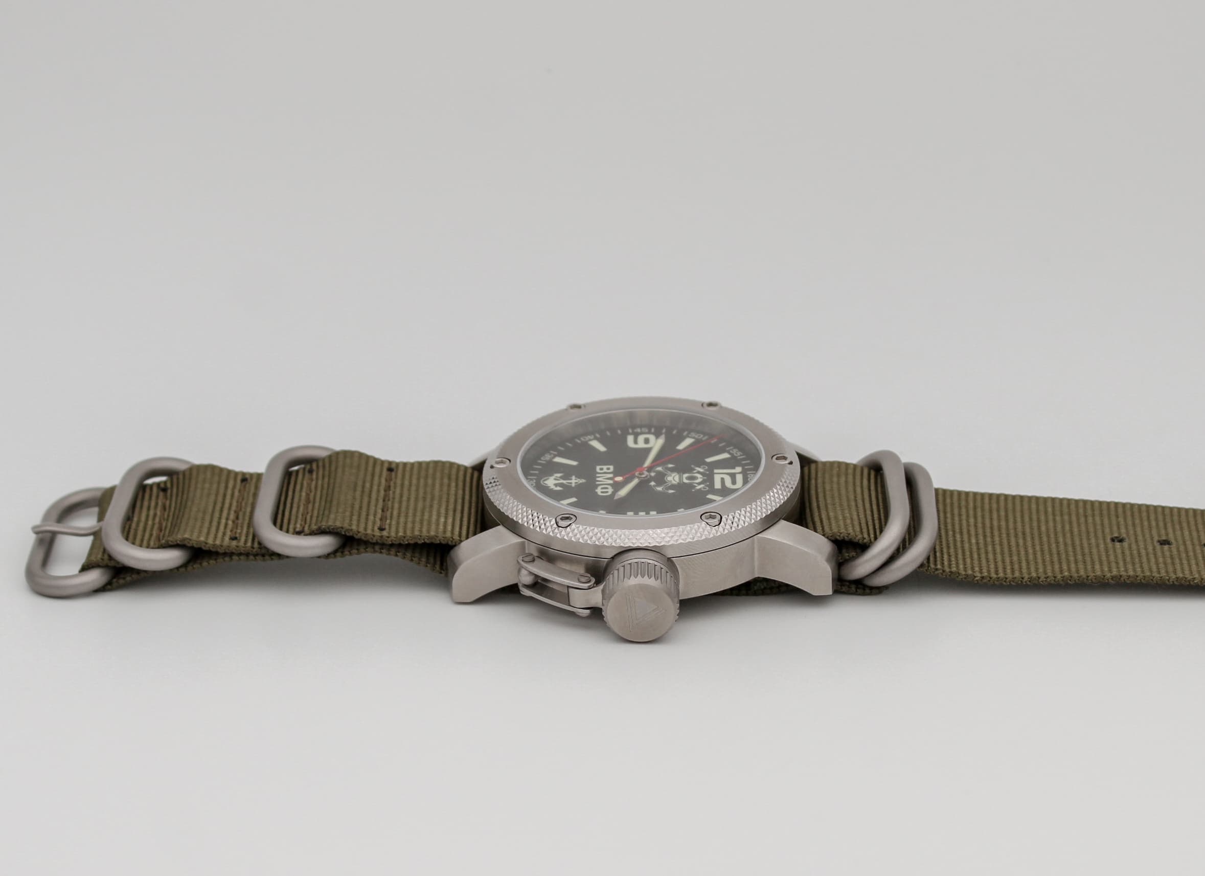 Часы ВМФ(с якорем) механизм Восток 2415.01