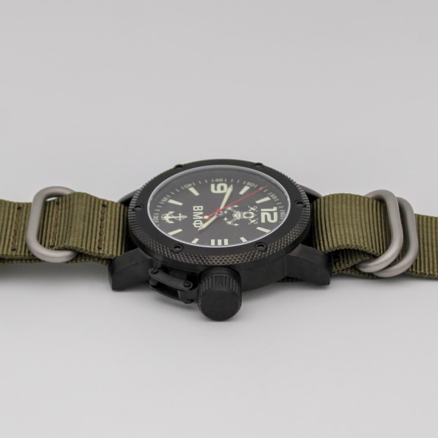 Часы ВМФ(с якорем) механизм Восток 2415.01