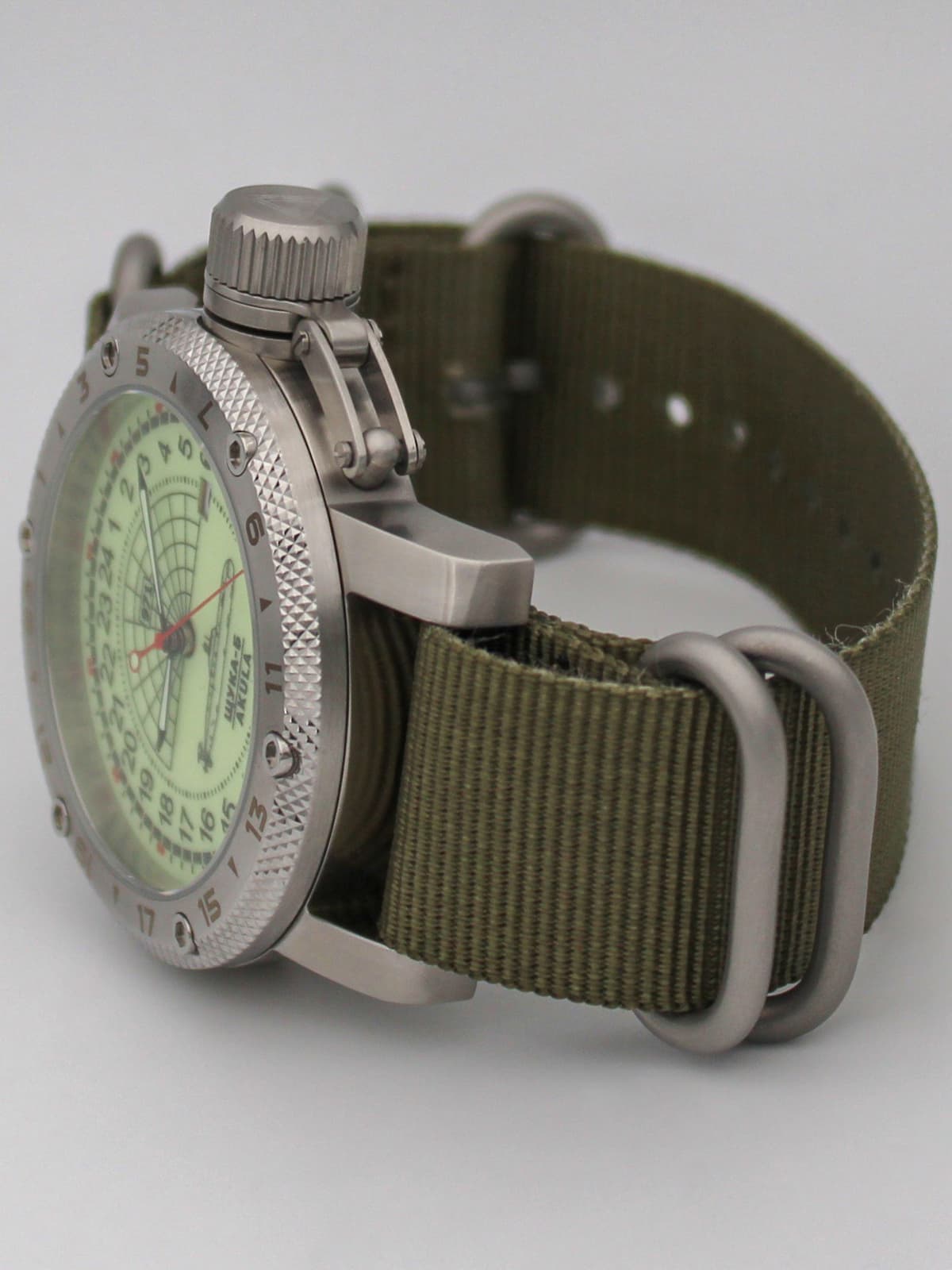 Часы 971 / Щука-Б (Akula) кварцевые (Ronda 515.24H) Q47.061.21